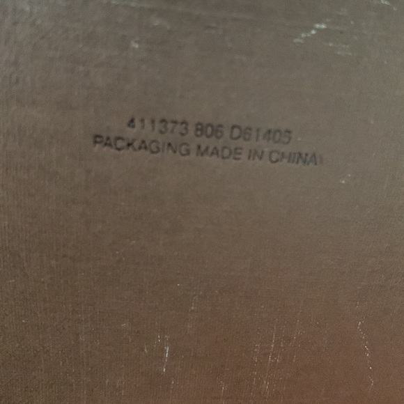 Large Authentic Louis Vuitton gift box, brown, 15.5”x12.5”, 9”width - Picture 3 of 9